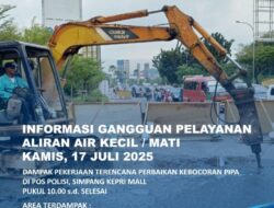 Perbaikan Kebocoran Pipa Air di Depan Pos Polisi Simpang Kabil