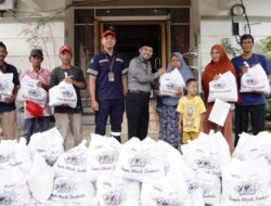 PT Timah Bantu Atasi Stunting di Bangka Selatan Lewat Bantuan Paket Sembako