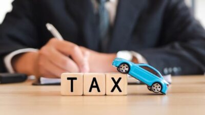 Ilustrasi pajak bahan bakar kendaraan bermotor.(SHUTTERSTOCK/BOY ANTHONY)