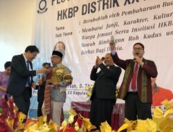 Kadis Kominfo Batam Sampaikan Pesan Wako dan Wawako: Ajak Jemaat Berperan Aktif Bangun Kota yang Rukun dan Maju