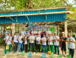 Komunitas Jurnalis Kepri Peduli Lingkungan dengan Gelar Aksi Bersih Pantai