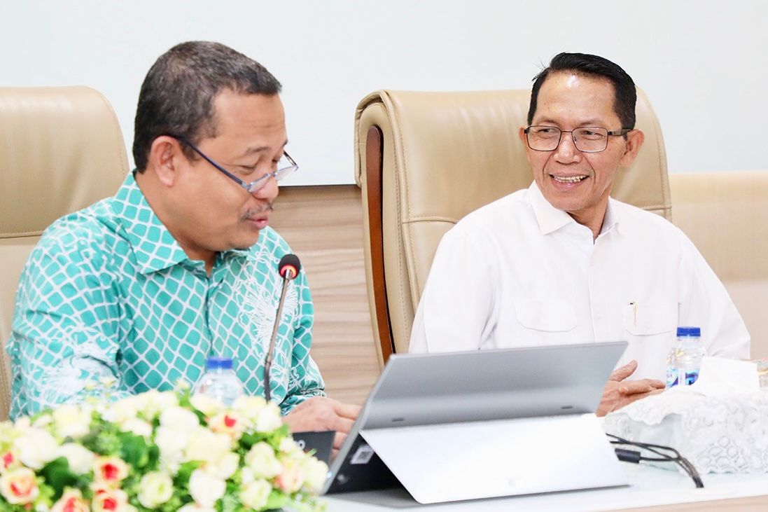 Wali Kota Batam, Amsakar Achmad, menerima kunjungan delegasi Kerajaan Negeri Selangor, Malaysia, di Kantor Wali Kota Batam, Kamis (22/1/2026). HUMAS DISKOMINFO BATAM