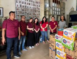 Dalam Semangat Imlek, PKP Berbagi Kasih Lewat Santunan ke Panti Jompo