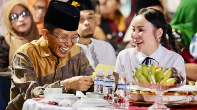 Wali Kota Batam, Amsakar Achmad bersama Wakil Wali Kota Batam, Li Claudia Chandra, menghadiri halalbihalal tingkat Kecamatan Seibeduk, Selasa (31/3/2026) malam. HUMAS DISKOMINFO BATAM