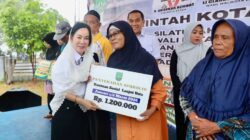 Li Claudia: Lansia Batam Harus Sejahtera, Bantuan Akan Terus Diperluas