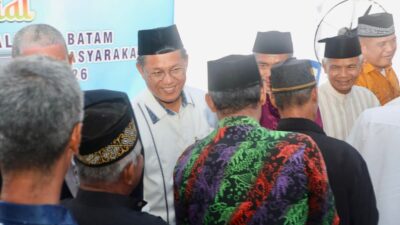 Sekda Batam, Firmansyah, menghadiri halalbihalal bersama tokoh masyarakat Galang, Kamis (9/4/2026). HUMAS DISKOMINFO BATAM