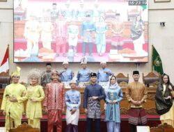 Perda LAM Kota Batam Disahkan, Busana Adat Melayu Tampil Memukau di Sidang Paripurna