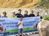 PT Timah-PWI Karimun Salurkan Bantuan Sapi Kurban di Perum Gladiola, Warga: Jadi Satu-satunya Sapi Kurban di Sini 