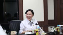 Viral Wakil Walikota Batam Li Claudia “Usir” Warga KTP non Batam yang ambil Pasir di Selokan