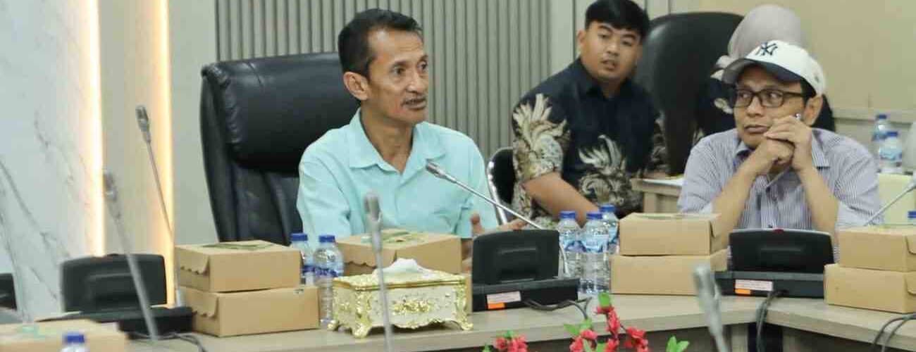 Pansus Ranperda Lembaga Adat Melayu (LAM) Kepulauan Riau Kota Batam menggelar rapat koordinasi bersama Tim Pemerintah Kota Batam.